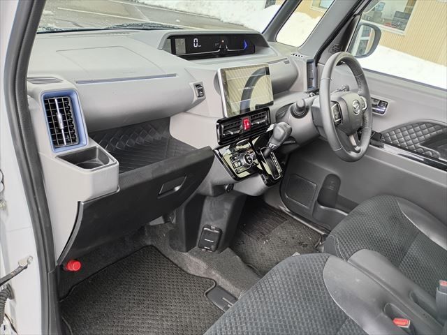 DAIHATSU TANTO CUSTOM 2020 Image 31