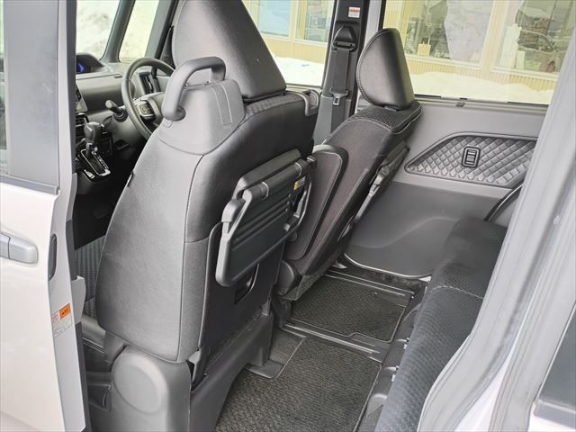 DAIHATSU TANTO CUSTOM 2020 Image 31