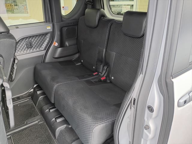 DAIHATSU TANTO CUSTOM 2020 Image 31