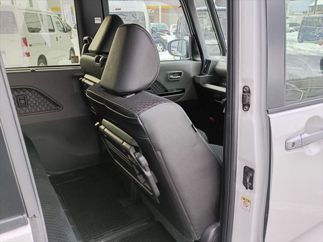 DAIHATSU TANTO CUSTOM 2020 Image 31