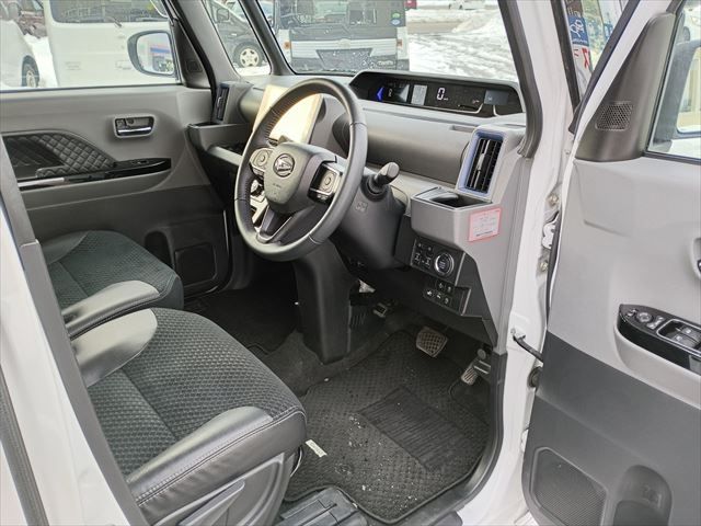 DAIHATSU TANTO CUSTOM 2020 Image 31