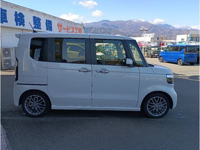 HONDA N BOX CUSTOM 2024 Image 31