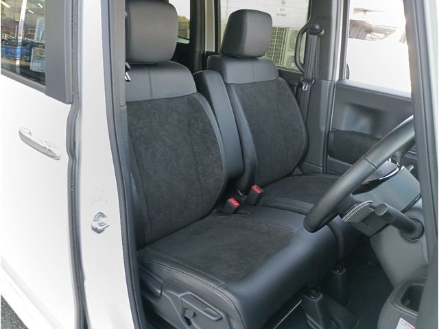 HONDA N BOX CUSTOM 2024 Image 31