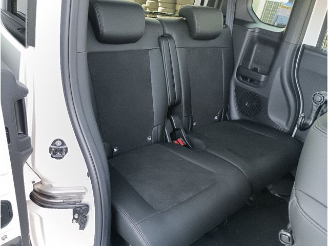 HONDA N BOX CUSTOM 2024 Image 31