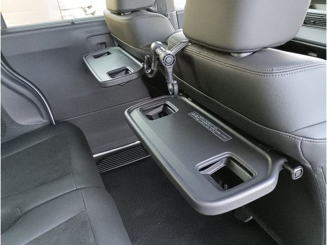 HONDA N BOX CUSTOM 2024 Image 31