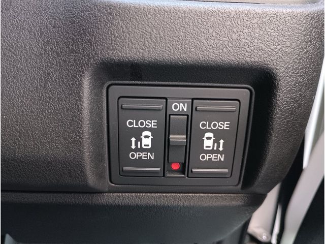 HONDA N BOX CUSTOM 2024 Image 31