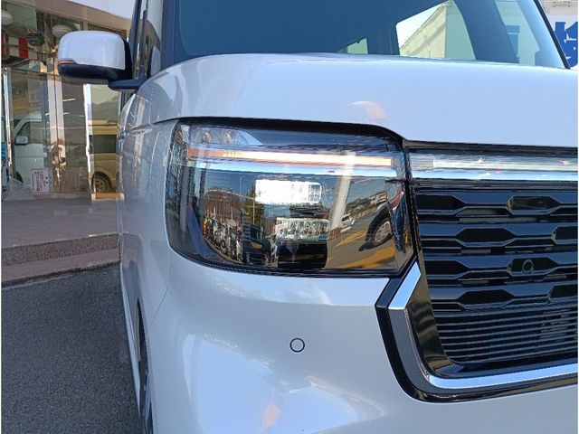 HONDA N BOX CUSTOM 2024 Image 31