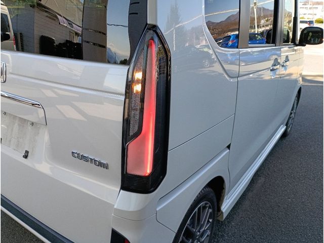 HONDA N BOX CUSTOM 2024 Image 31
