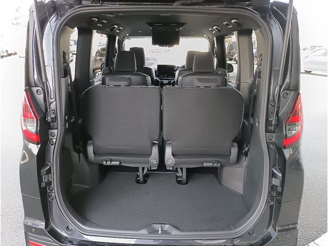 TOYOTA NOAH 2023 Image 31