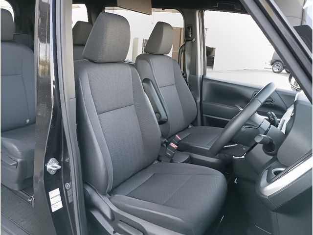 TOYOTA NOAH 2023 Image 31