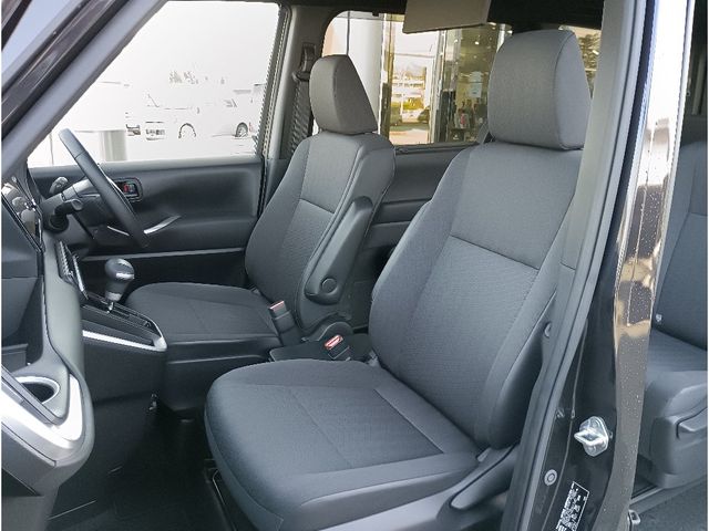 TOYOTA NOAH 2023 Image 31