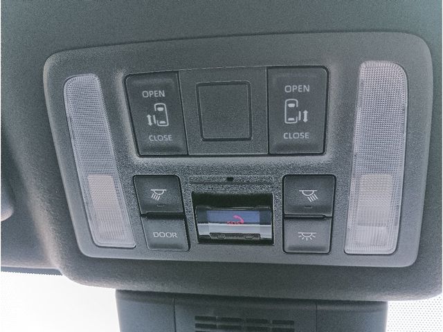 TOYOTA NOAH 2023 Image 31