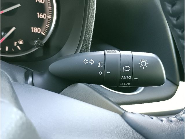 TOYOTA NOAH 2023 Image 31