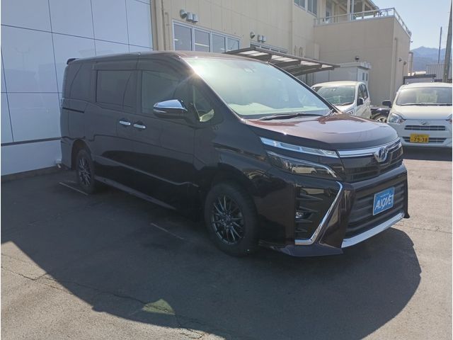 TOYOTA VOXY 4WD 2018 Image 31