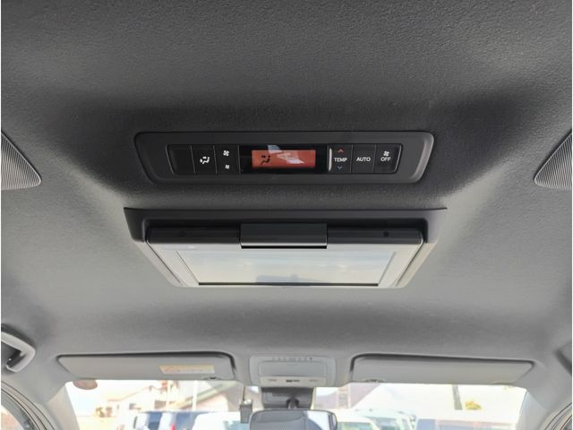 TOYOTA VOXY 4WD 2018 Image 31