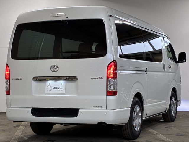 TOYOTA HIACE VAN 4WD 2025 Image 31