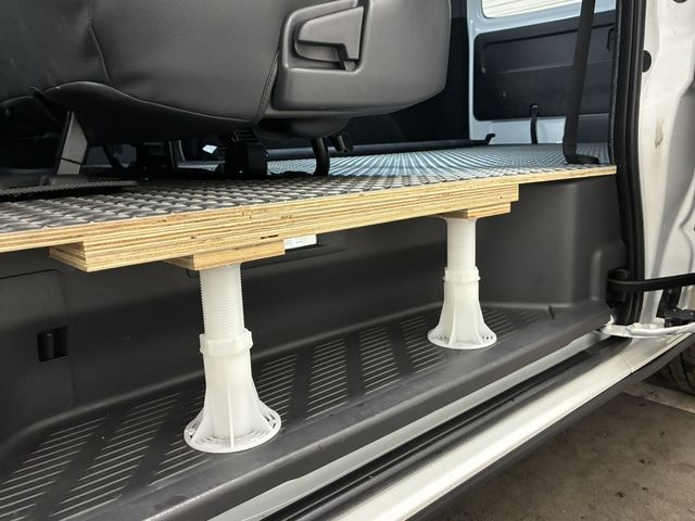 TOYOTA HIACE VAN 4WD 2025 Image 31