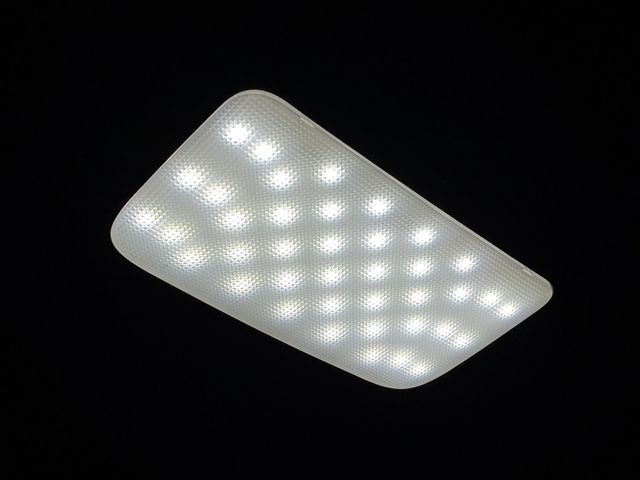 TOYOTA HIACE VAN 4WD 2025 Image 31