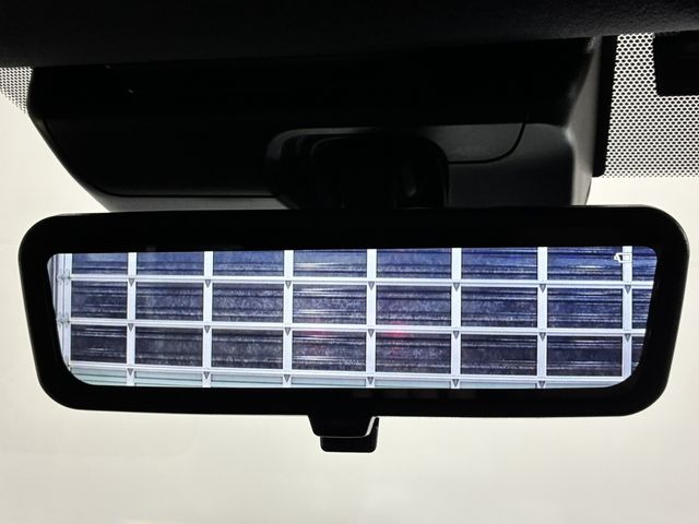 TOYOTA HIACE VAN 4WD 2025 Image 31