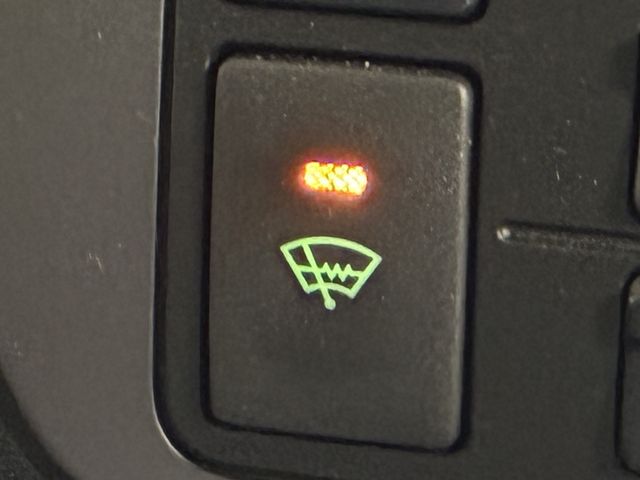 TOYOTA HIACE VAN 4WD 2025 Image 31