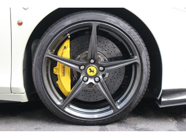 FERRARI 458 ITALIA 2011 Image 31