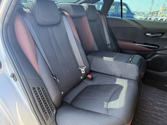 TOYOTA CROWN SEDAN HYBRID 2019 Image 31