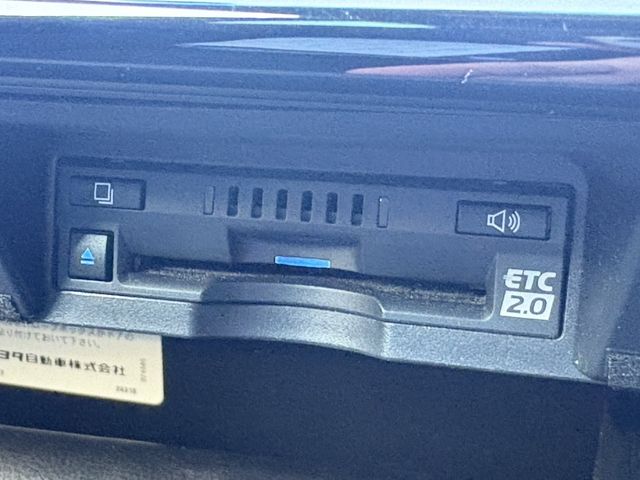 TOYOTA CROWN SEDAN HYBRID 2019 Image 31