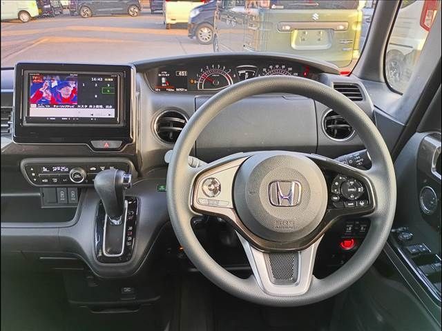 HONDA N BOX CUSTOM 4WD 2019 Image 31