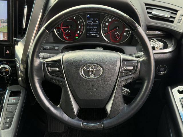 TOYOTA VELLFIRE 2018 Image 31