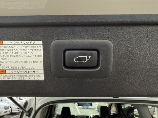 TOYOTA VELLFIRE 2018 Image 31