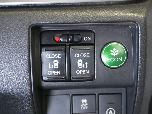 HONDA ODYSSEY 2014 Image 31