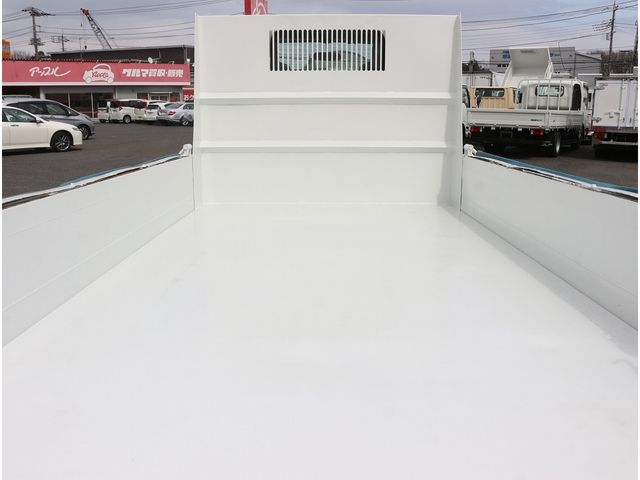 ISUZU ELF 2011 Image 31