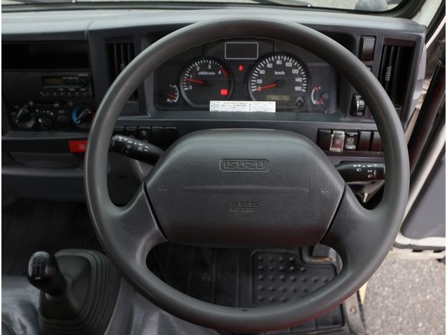 ISUZU ELF 2011 Image 31