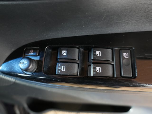 DAIHATSU TANTO CUSTOM 2014 Image 31