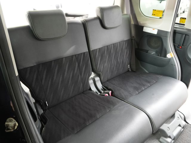 DAIHATSU TANTO CUSTOM 2014 Image 31