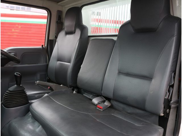 ISUZU ELF 2014 Image 31