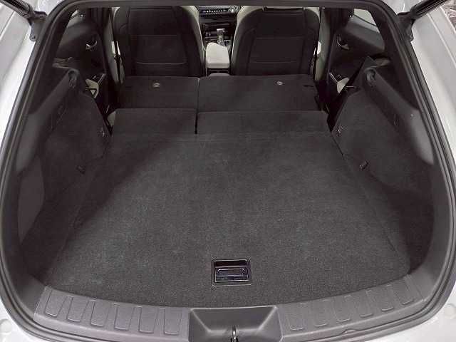 TOYOTA LEXUS UX200 2019 Image 31