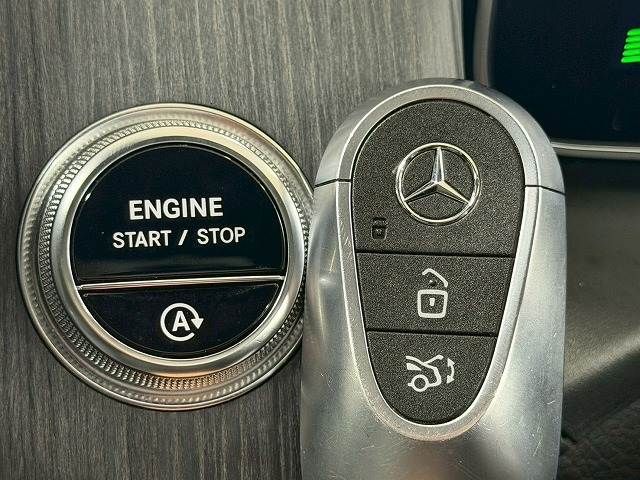 MERCEDES BENZ GLC CL 2023 Image 31