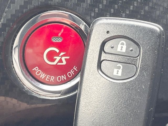 TOYOTA PRIUS 2013 Image 31