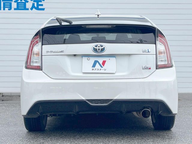 TOYOTA PRIUS 2013 Image 31