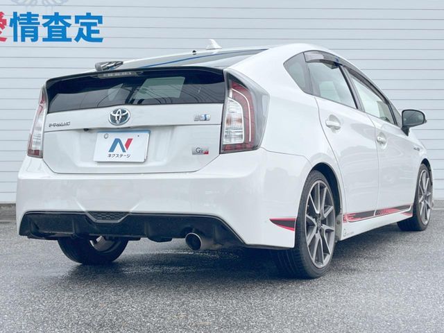 TOYOTA PRIUS 2013 Image 31