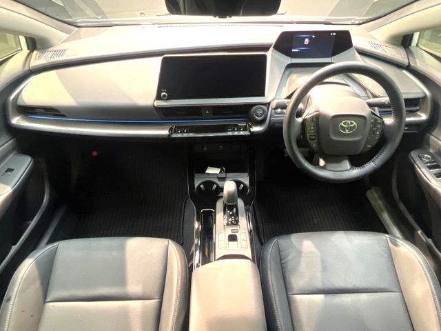 TOYOTA PRIUS PHV 2023 Image 31