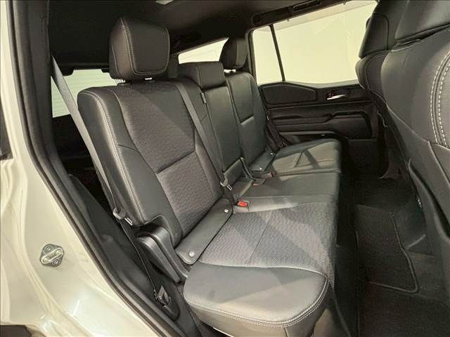 TOYOTA LANDCRUISER 250 2024 Image 31