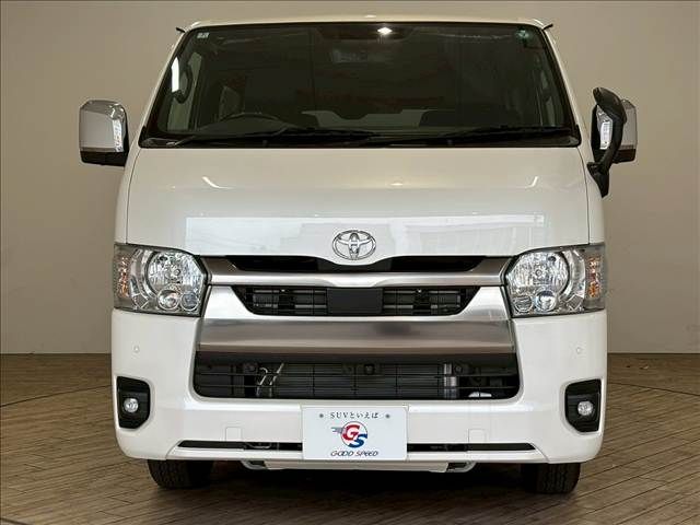 TOYOTA HIACE VAN 2WD 2025 Image 31