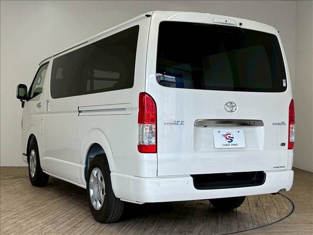 TOYOTA HIACE VAN 2WD 2025 Image 31