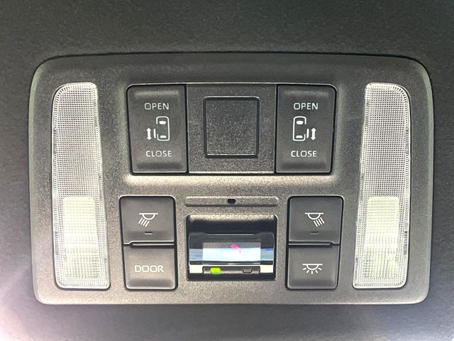 TOYOTA VOXY 2025 Image 31