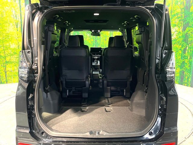 TOYOTA VOXY 2025 Image 31