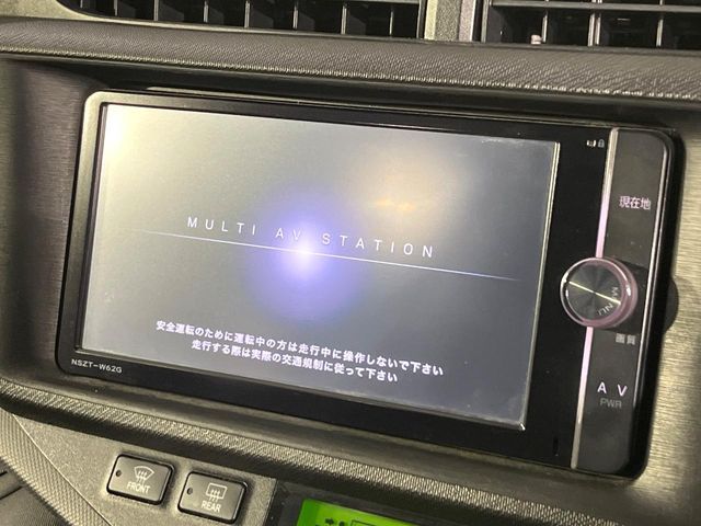 TOYOTA AQUA 2013 Image 31