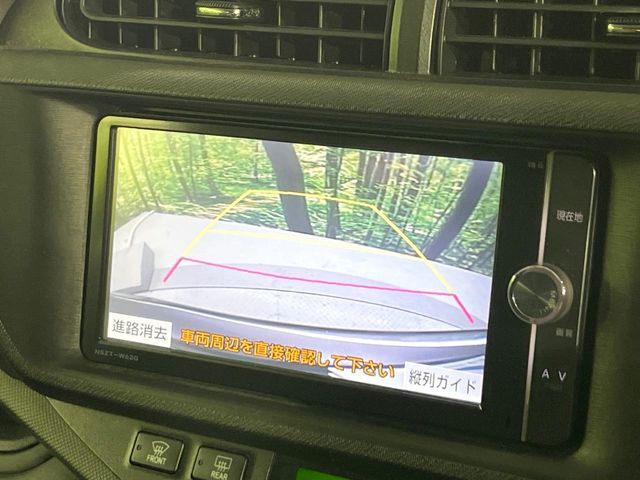 TOYOTA AQUA 2013 Image 31