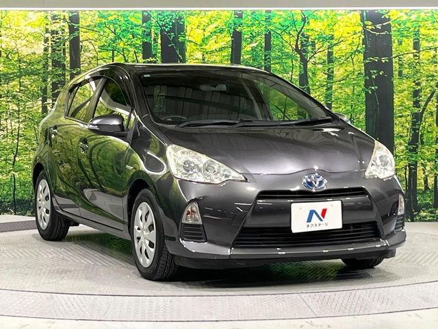 TOYOTA AQUA 2013 Image 31